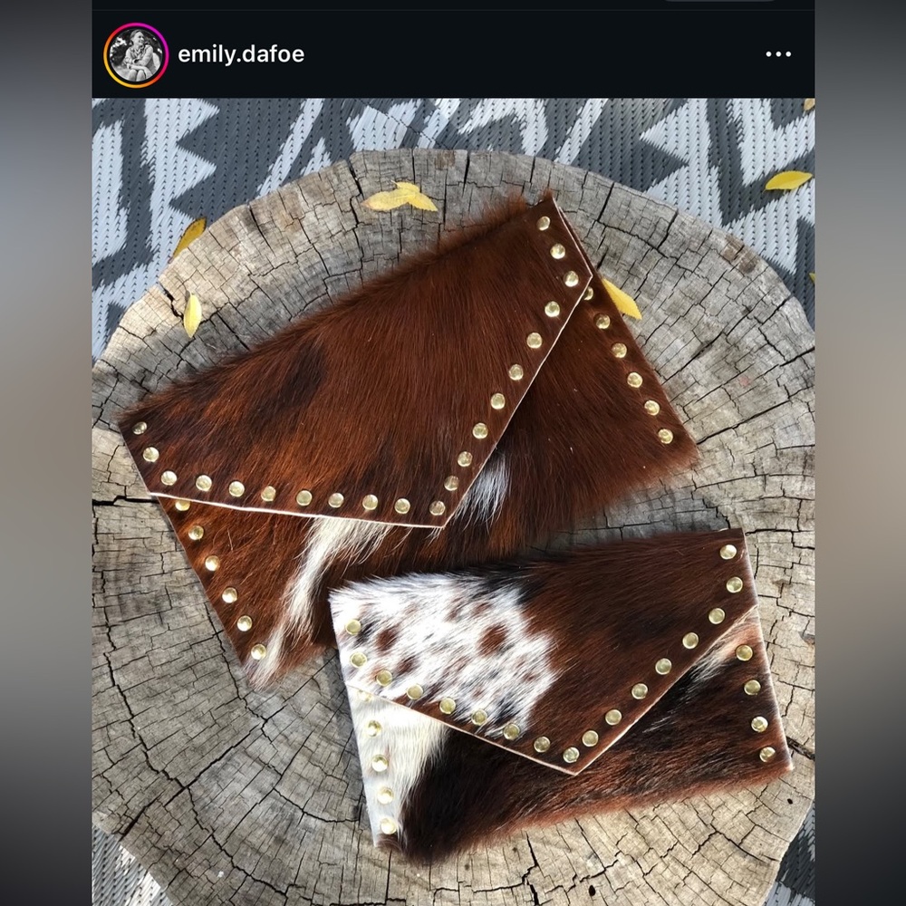 E.R. Leather Goods Envelope Clutch - Picture 10 of 12